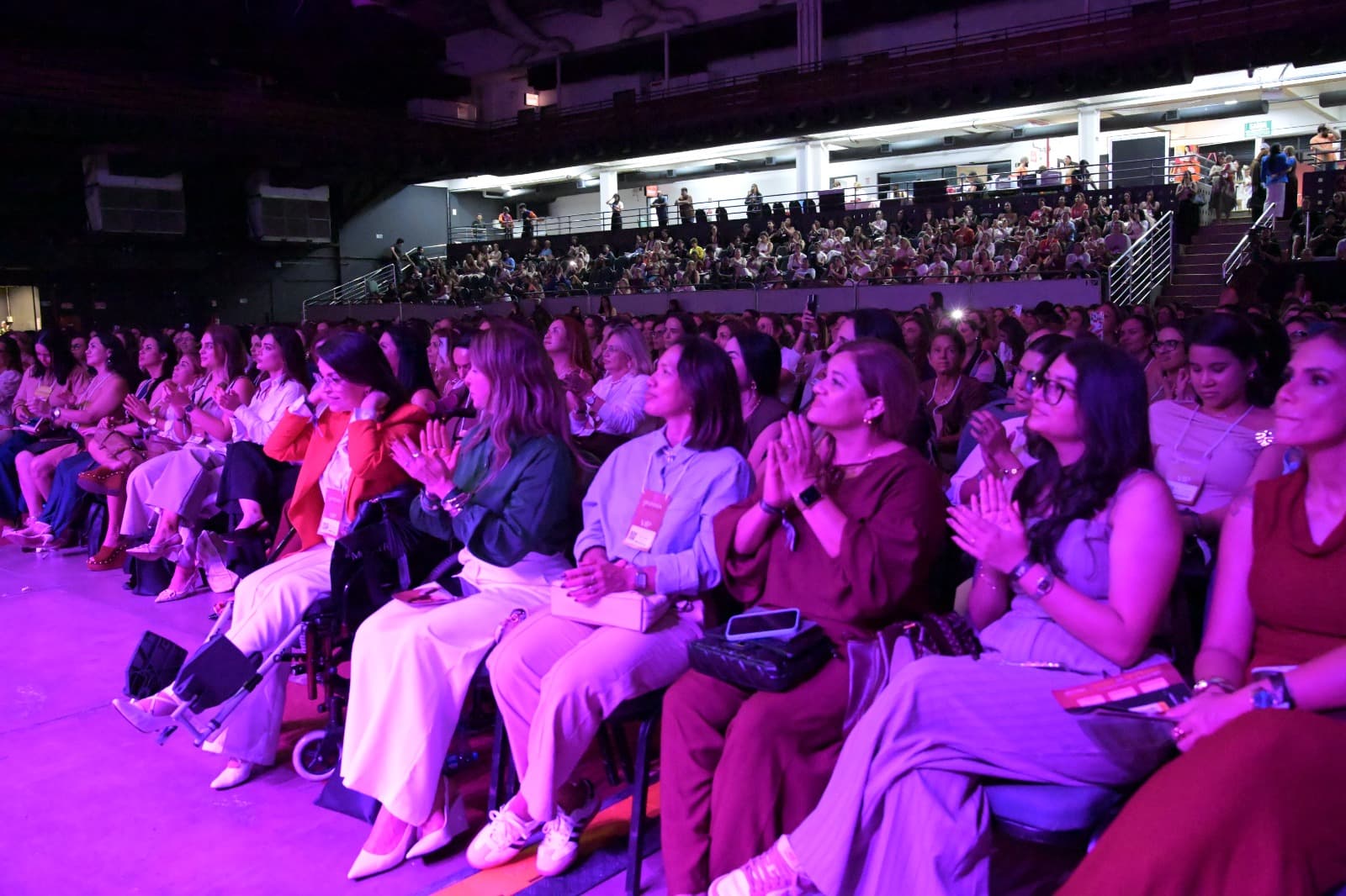 Mulheres reunidas no Sintonia de Mulher 2026